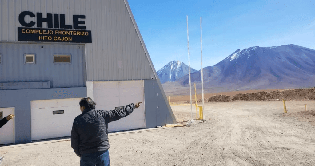 hito cajon hito cajon