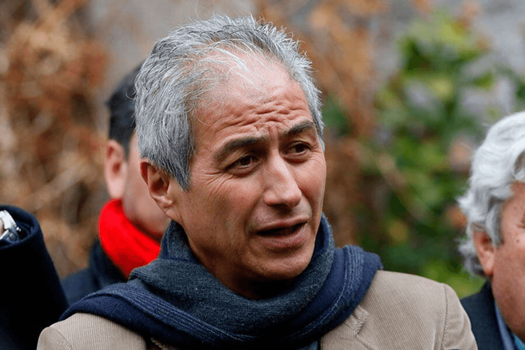 mario aguilar mario aguilar