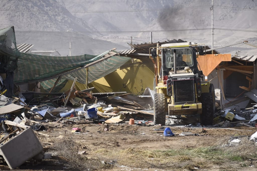 DPR DESALOJO DE CHATARRERIA DPR DESALOJO DE CHATARRERIA