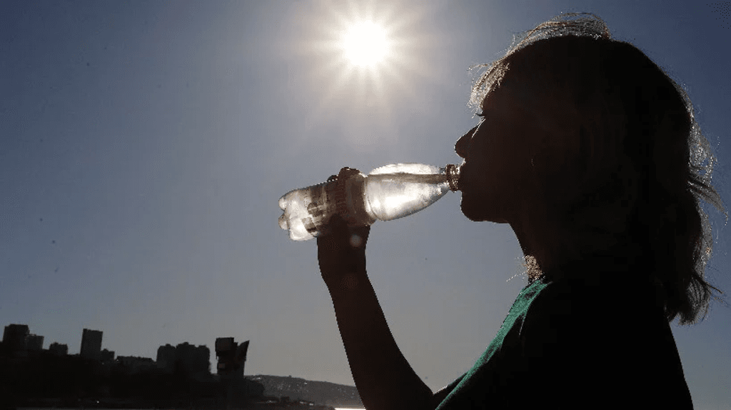 tomar agua ola de calor tomar agua ola de calor