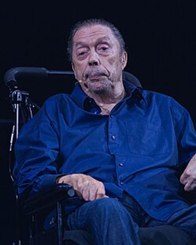 Tim_Curry_-_Rocky_Horror_50th