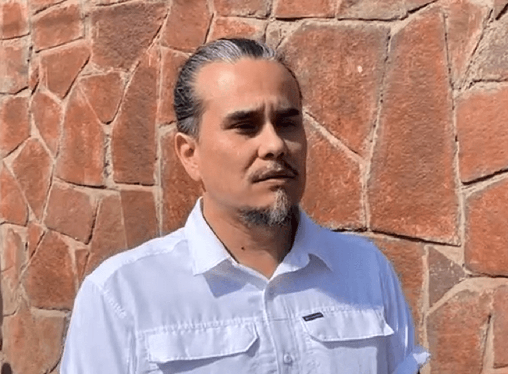 carlos contreras carlos contreras