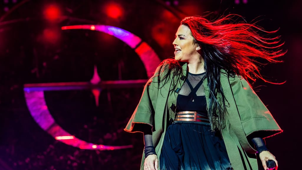 @Evanescence @Evanescence