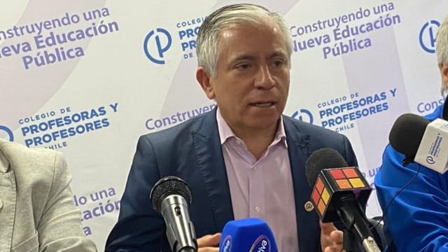 Colegio de Profesoras y Profesores de Chile Colegio de Profesoras y Profesores de Chile