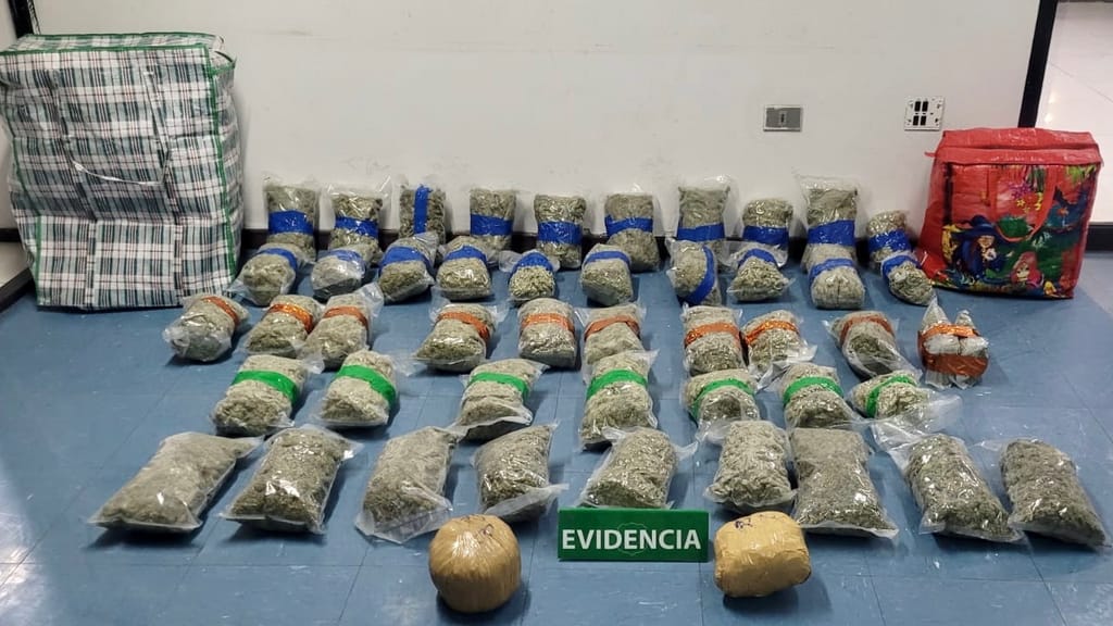 Carabineros Región de Tarapacá Carabineros Región de Tarapacá