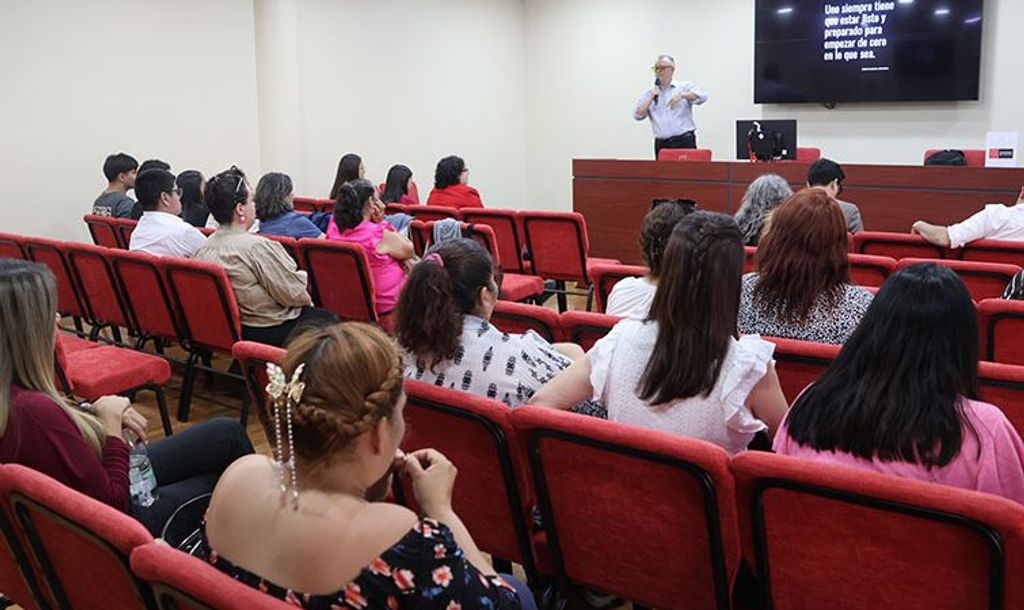 Capacitacion-CANVAS-talca-755x450 Capacitacion-CANVAS-talca-755x450