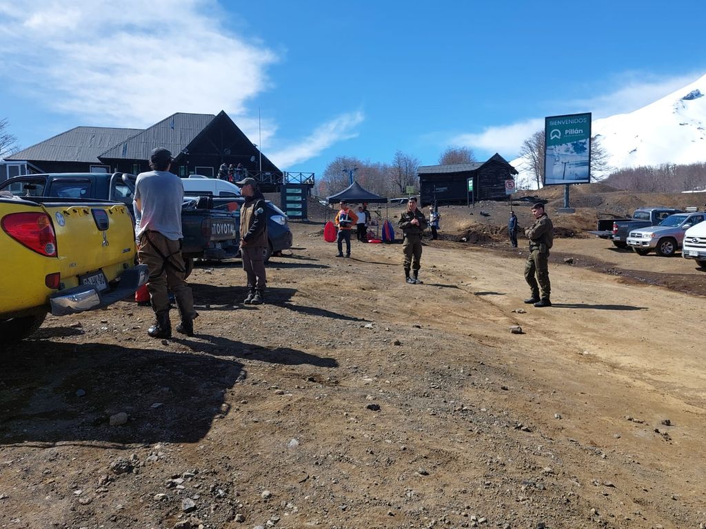 WhatsApp Image 2024-10-08 at 16 WhatsApp Image 2024-10-08 at 16