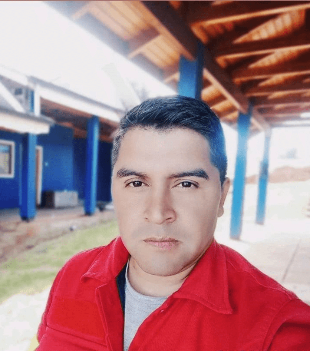 FOTO 01 FOTO 01
