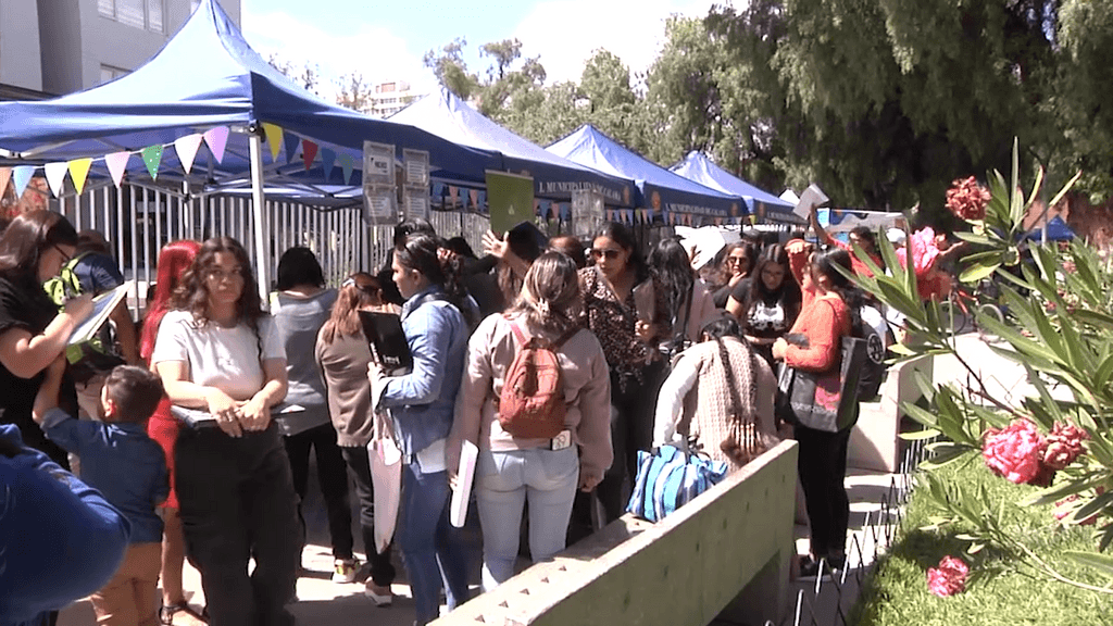 FERIA LABORAL MUJER FERIA LABORAL MUJER