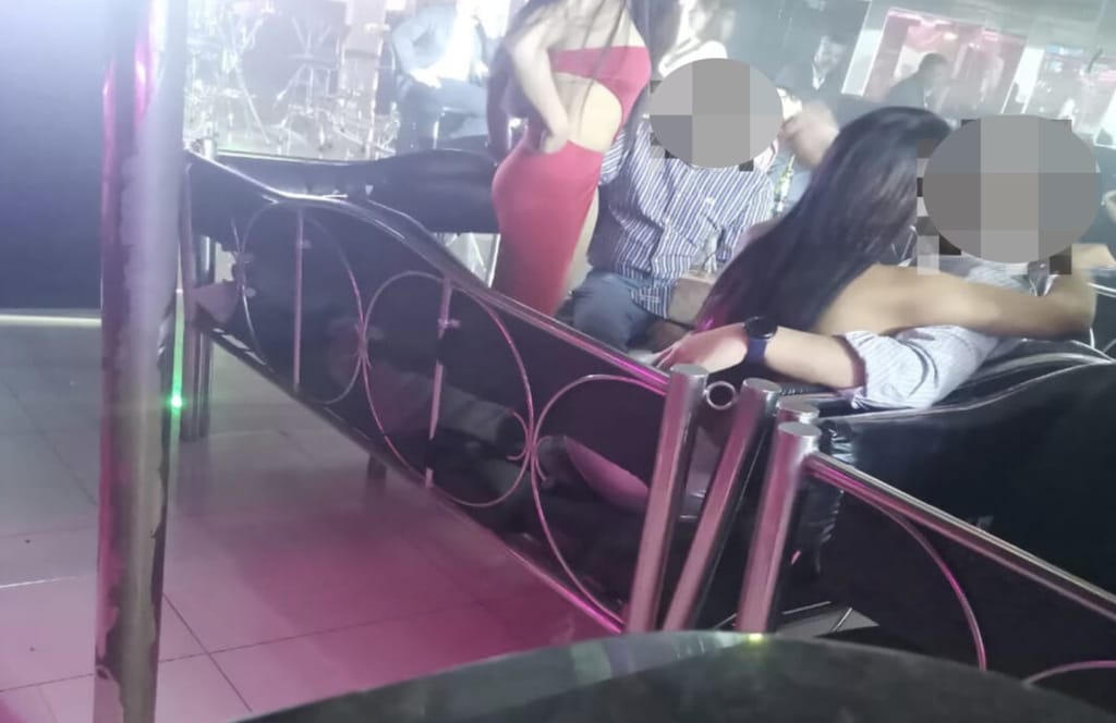 carabineros en local nocturno investigados por posible cohecho carabineros en local nocturno investigados por posible cohecho