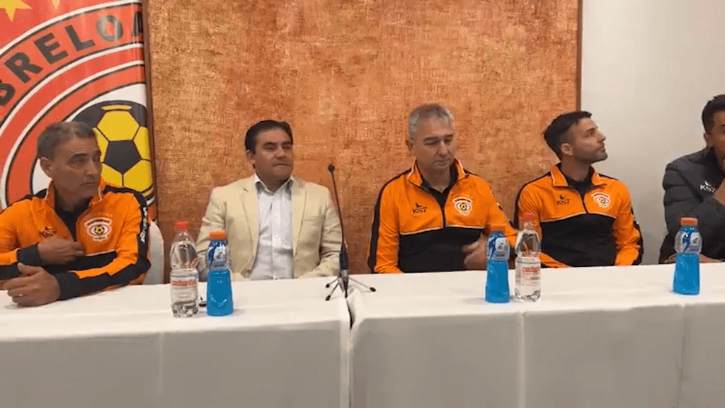NUEVO DT COBRELOA NUEVO DT COBRELOA