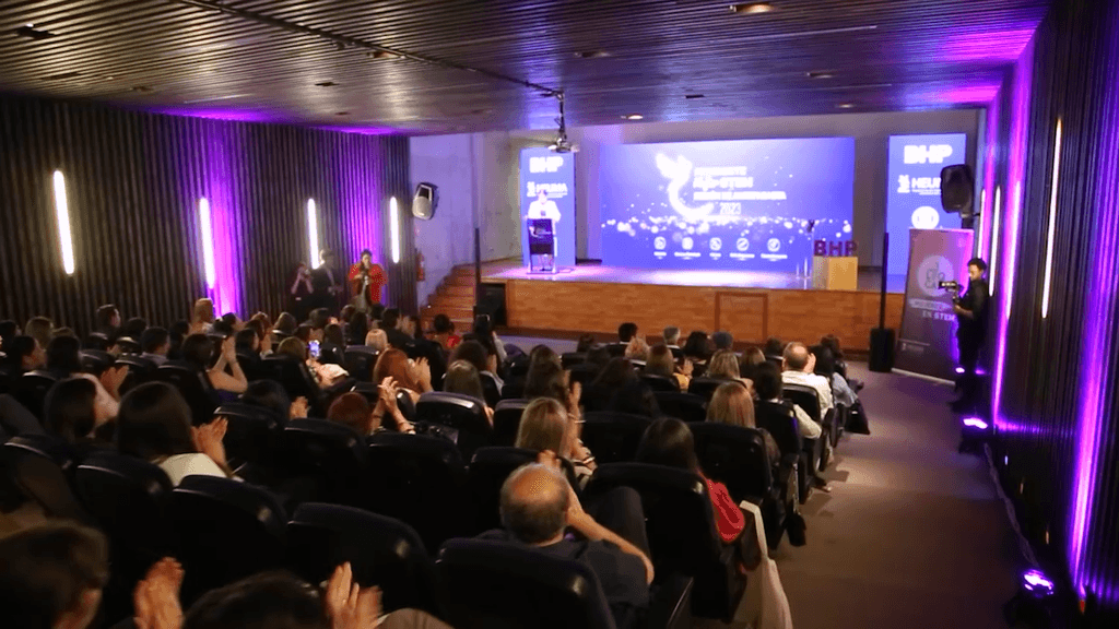 mujer stem mujer stem