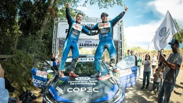 JORGE MARTÍNEZ Y ALBERTO ALVAREZ JORGE MARTÍNEZ Y ALBERTO ALVAREZ