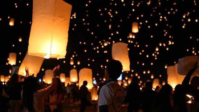 "Globos de los deseos", Año Nuevo 2024 "Globos de los deseos", Año Nuevo 2024