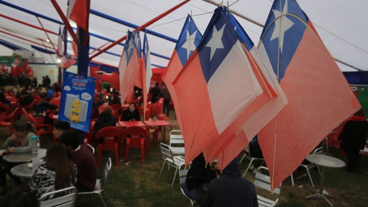 ¿Trabajar en Fiestas Patrias? Así se paga el feriado irrenunciable en Chile