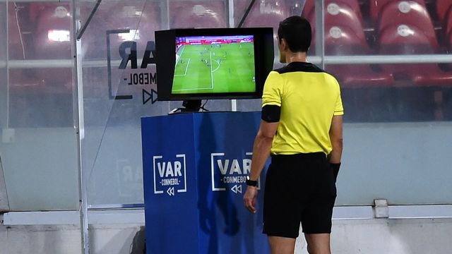 VAR VAR