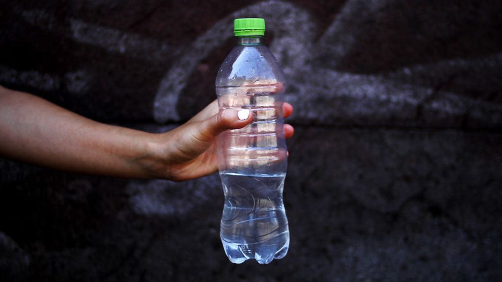 Agua embotellada Agua embotellada