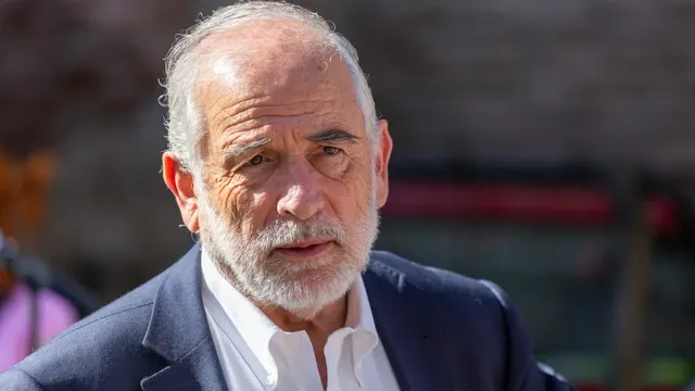Ministro de Vivienda y Urbanismo, Carlos Montes Ministro de Vivienda y Urbanismo, Carlos Montes