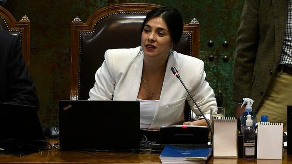 Karol Cariola Karol Cariola