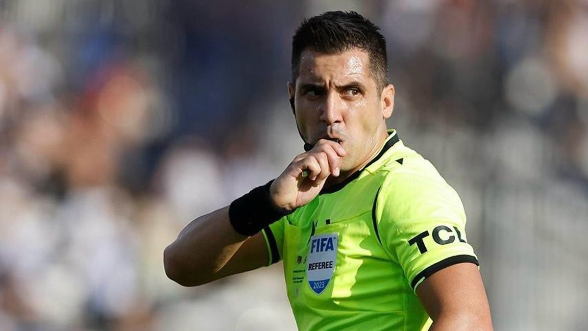 Árbitro designado para el Clásico Universitario Árbitro designado para el Clásico Universitario