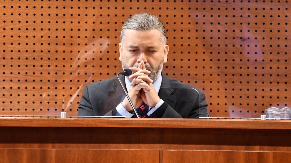 Daniel Urrutia Daniel Urrutia