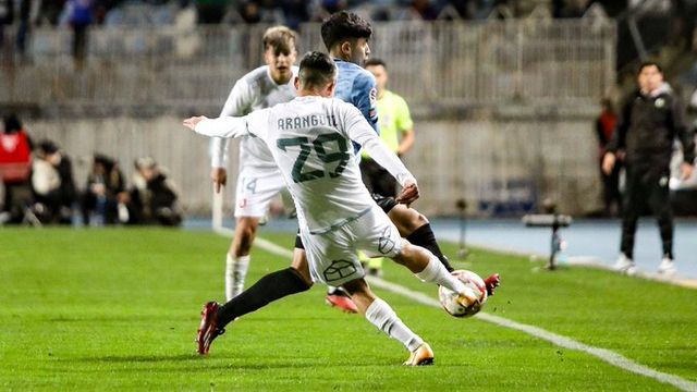 Charles Aránguiz Charles Aránguiz