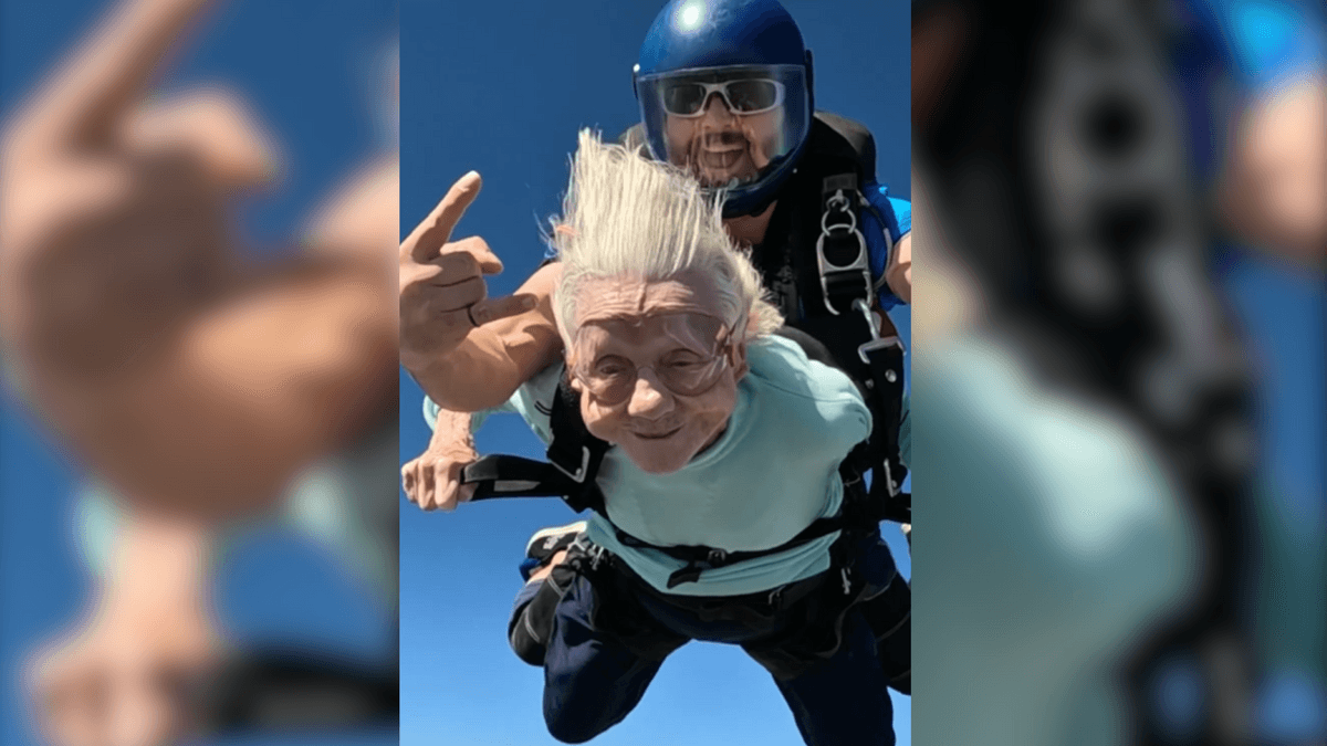Mujer de 104 años se lanza en paracaídas Mujer de 104 años se lanza en paracaídas