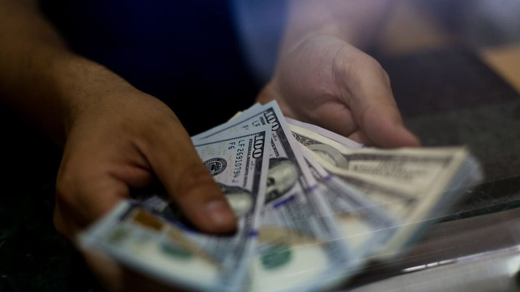 Dólar Dólar