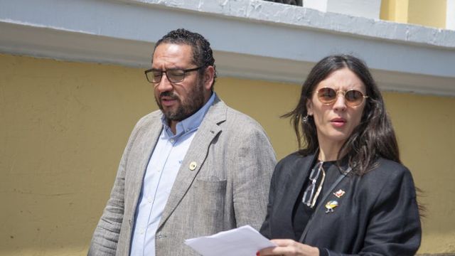 "Anótate en la lista" "Anótate en la lista"