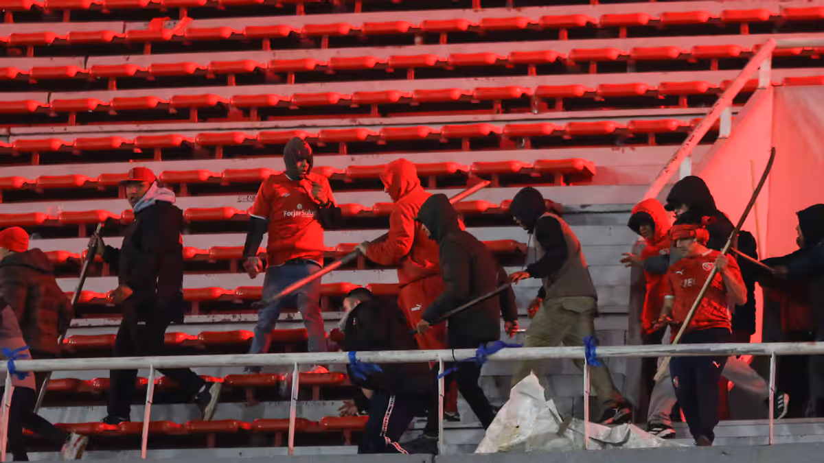 Independiente identifica a 25 delincuentes y anuncia castigos severos Independiente identifica a 25 delincuentes y anuncia castigos severos