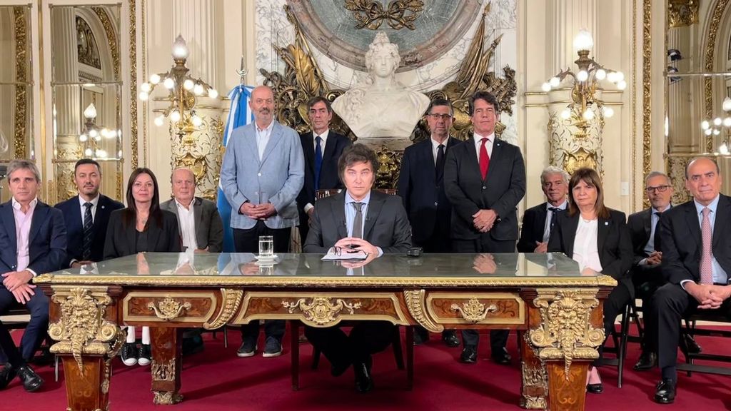 Presidente Javier Milei Presidente Javier Milei