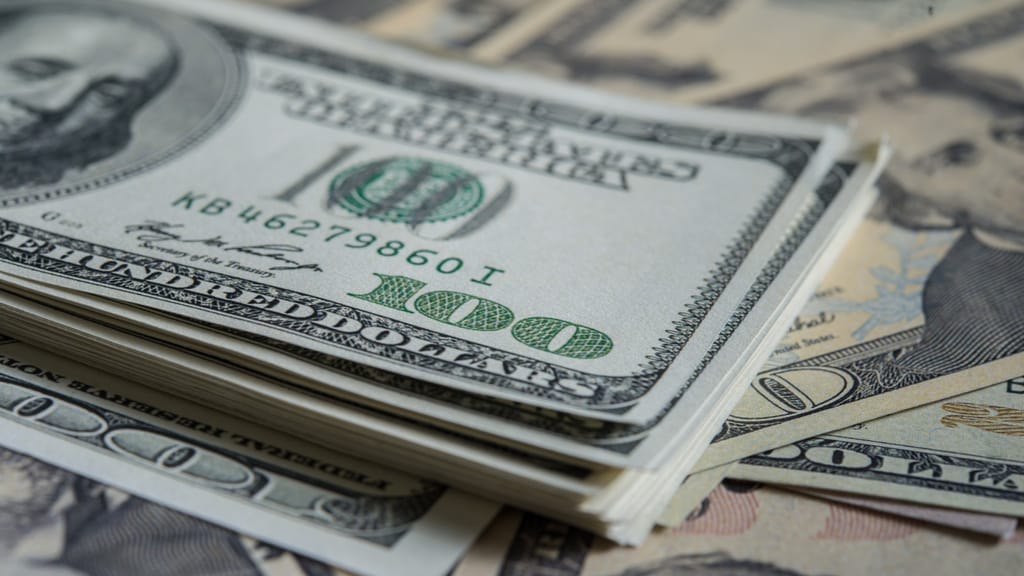 Dólar Dólar