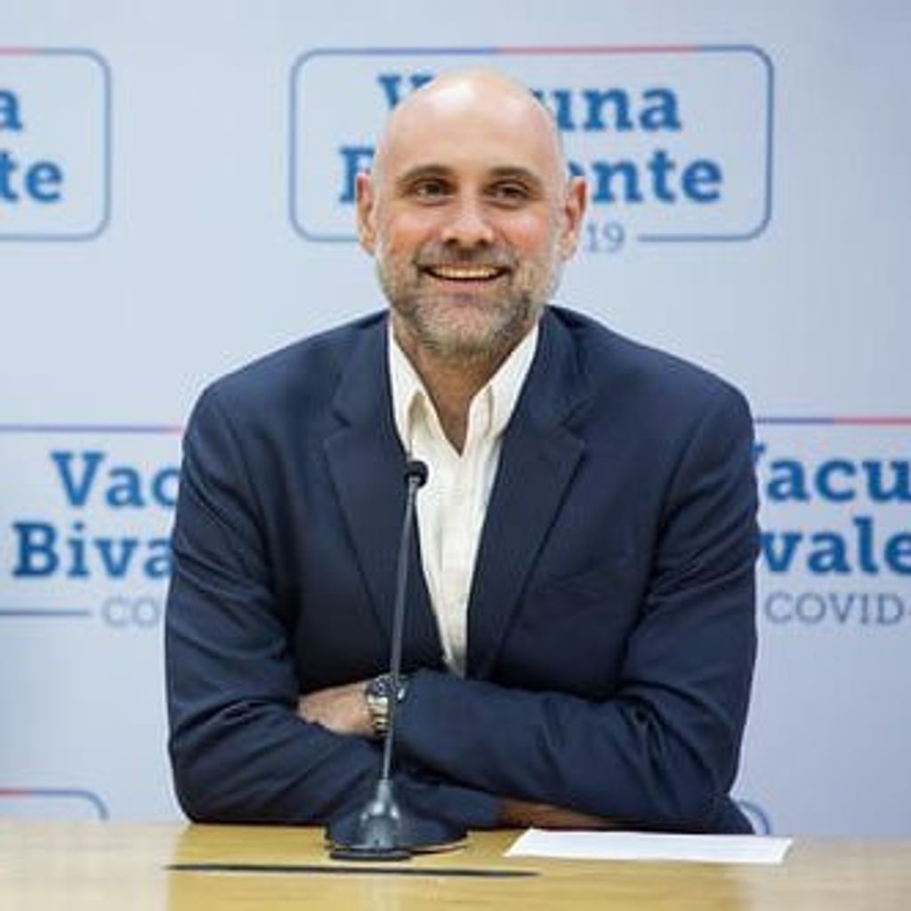 Dr Christian García Dr Christian García