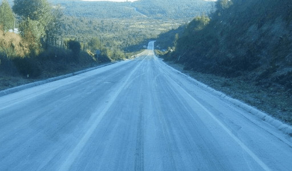 carretera-chiloe-escarcha carretera-chiloe-escarcha