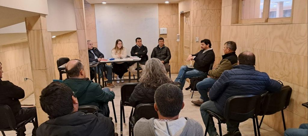 reunion-mitilicultores-chiloe reunion-mitilicultores-chiloe