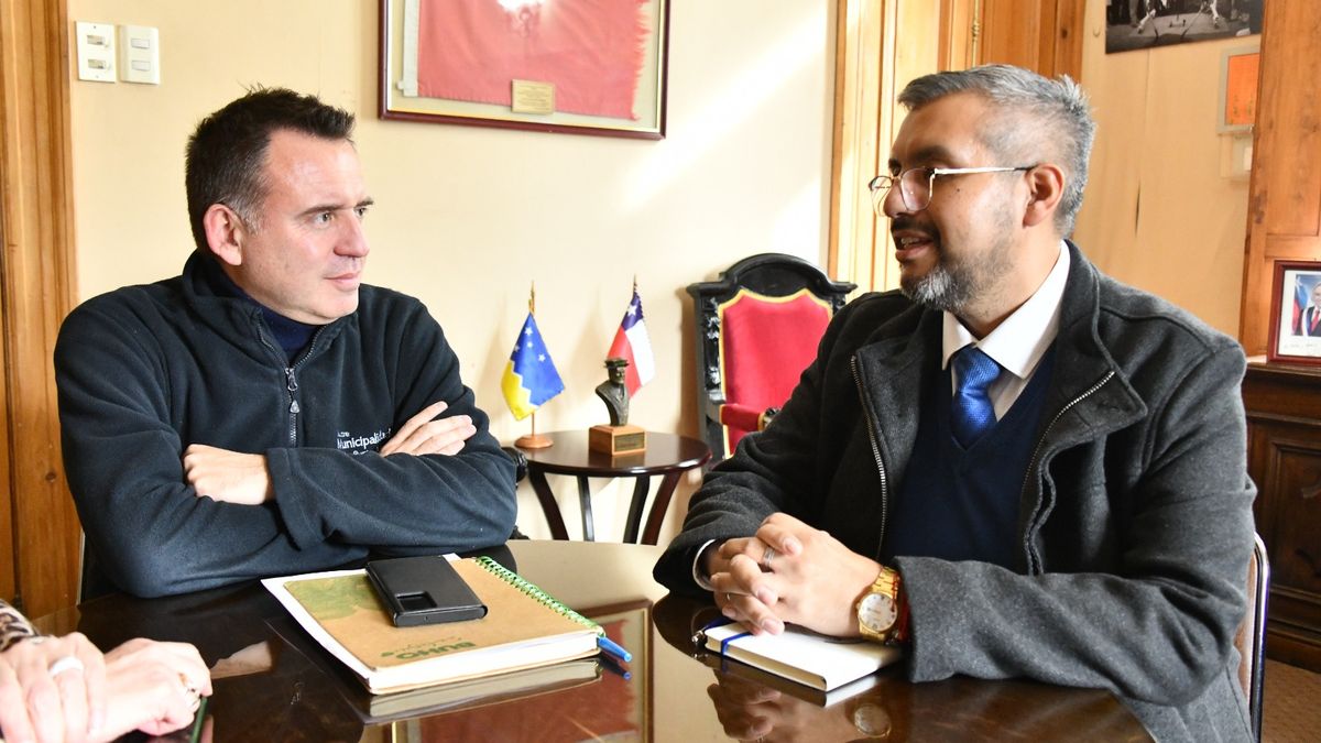 ALCALDE RADONICH RECIBE A NUEVO SEREMI DE SALUD Y REFUERZAN COORDINACIÓN EN ATENCIÓN PRIMARIA