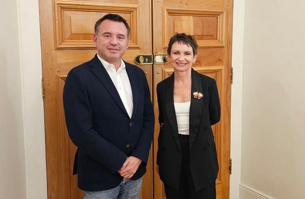 RADONICH TOHÁ RADONICH TOHÁ