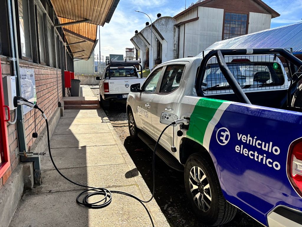 Cargando auto Cargando auto