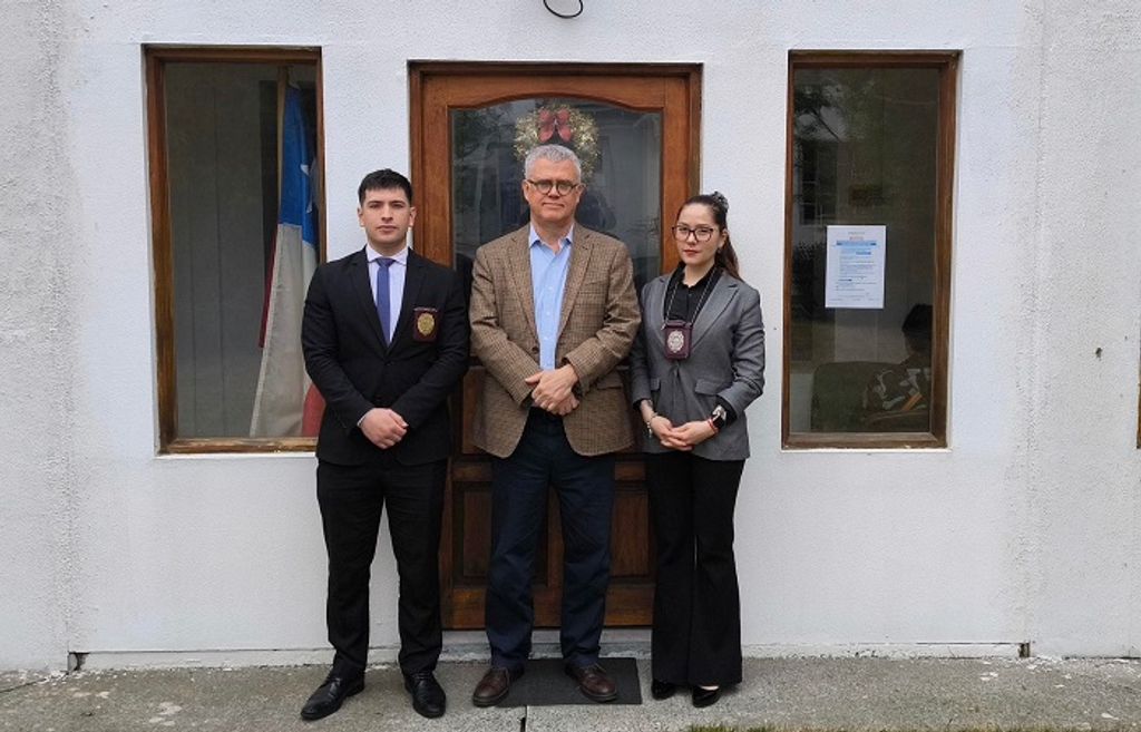 9dfdc233-2865-4a93-8ca1-bab543ed3a72 9dfdc233-2865-4a93-8ca1-bab543ed3a72