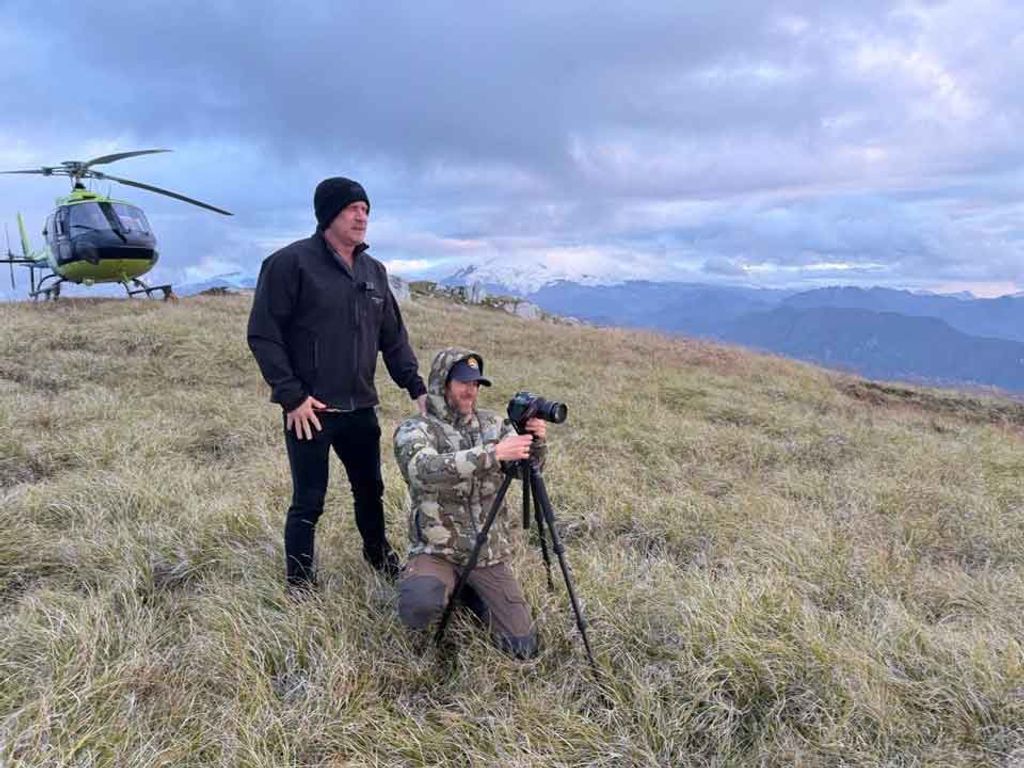Charlie-Clark-continua-rodaje-de-documental-sobre-OVNIS-en-Region-de-Magallanes