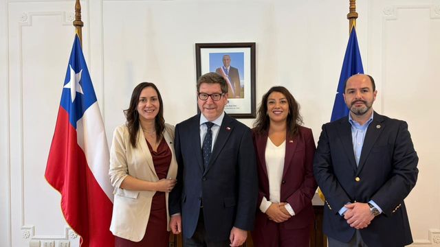 MINISTRO DE ECONOMÍA MINISTRO DE ECONOMÍA