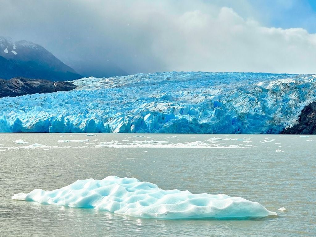 el-glaciar-mas-grande-de-torres-del-paine-conoce-esta-sorprendente-joya-de-la-patagonia-chilena-1753192250574_1024 el-glaciar-mas-grande-de-torres-del-paine-conoce-esta-sorprendente-joya-de-la-patagonia-chilena-1753192250574_1024