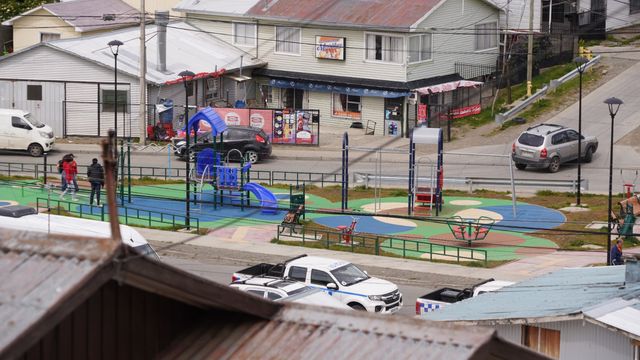 OBRAS EN RÍO LA MANO (2)