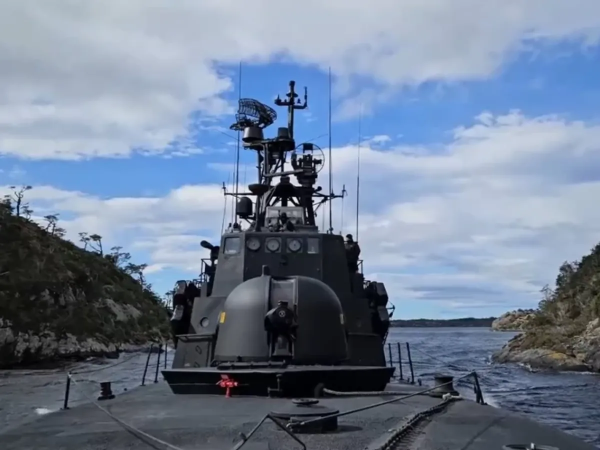 LA LAM-30 CASMA DE LA ARMADA DE CHILE CUMPLE 46 AÑOS EN LA RECTA FINAL ...