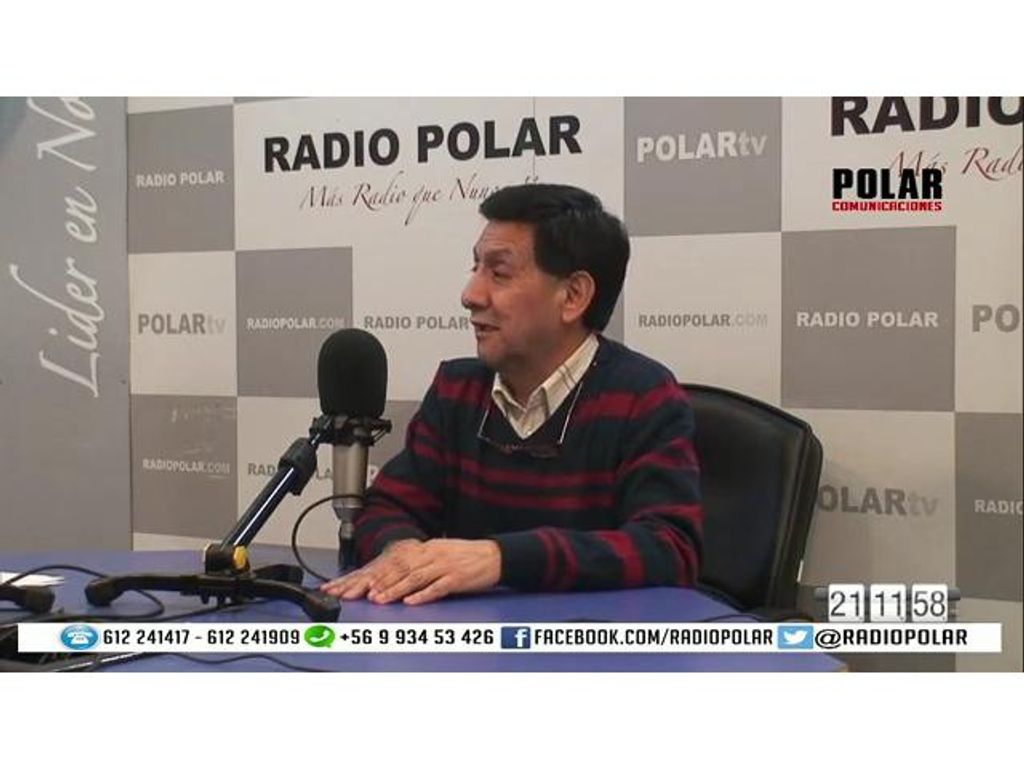 DIDIER SEGOVIA ENTRENADOR DEL EQUIPO DE SOKOL CROATA RECIENTEMENTE TITULADO CAMPEÓN EN POLAR EN EL DEPORTE