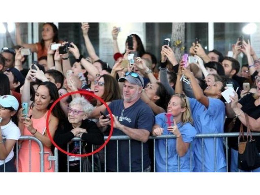 NO, HACER FOTOS NO ES INCOMPATIBLE CON DISFRUTAR DEL MOMENTO