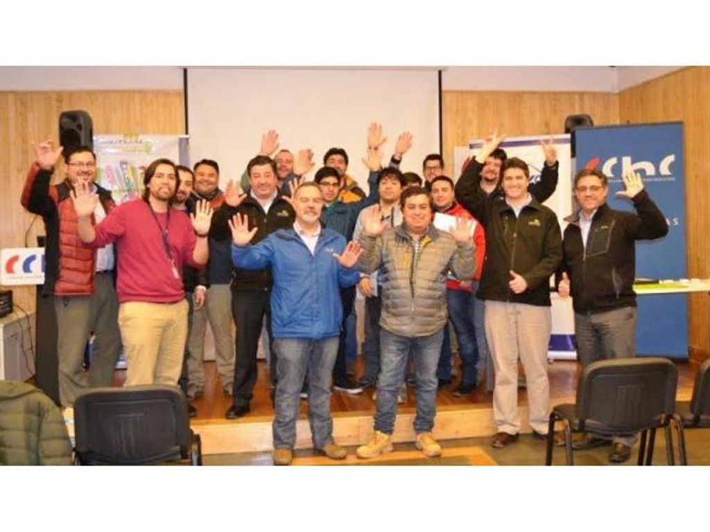 CCHC PUNTA ARENAS Y MUTUAL DE SEGURIDAD LANZAN CAMPAÑA MANO A MANO CCHC PUNTA ARENAS Y MUTUAL DE SEGURIDAD LANZAN CAMPAÑA MANO A MANO
