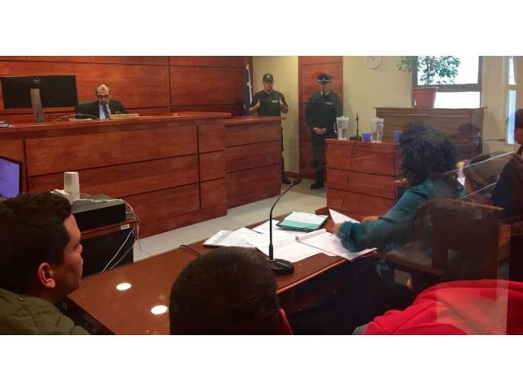 JUZGADO DE GARANTÍA DE PUERTO NATALES DECRETÓ PRISIÓN PREVENTIVA DE 5 IMPUTADOS POR TRÁFICO ILÍCITO DE DROGAS JUZGADO DE GARANTÍA DE PUERTO NATALES DECRETÓ PRISIÓN PREVENTIVA DE 5 IMPUTADOS POR TRÁFICO ILÍCITO DE DROGAS