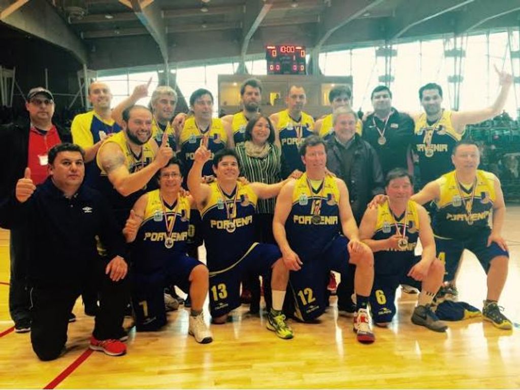 EQUIPO DE  PORVENIR SE QUEDÓ CON EL CETRO DE CAMPEÓN DEL NACIONAL DE MAXIBÁSQUETBOL CATEGORÍA 35 AÑOS