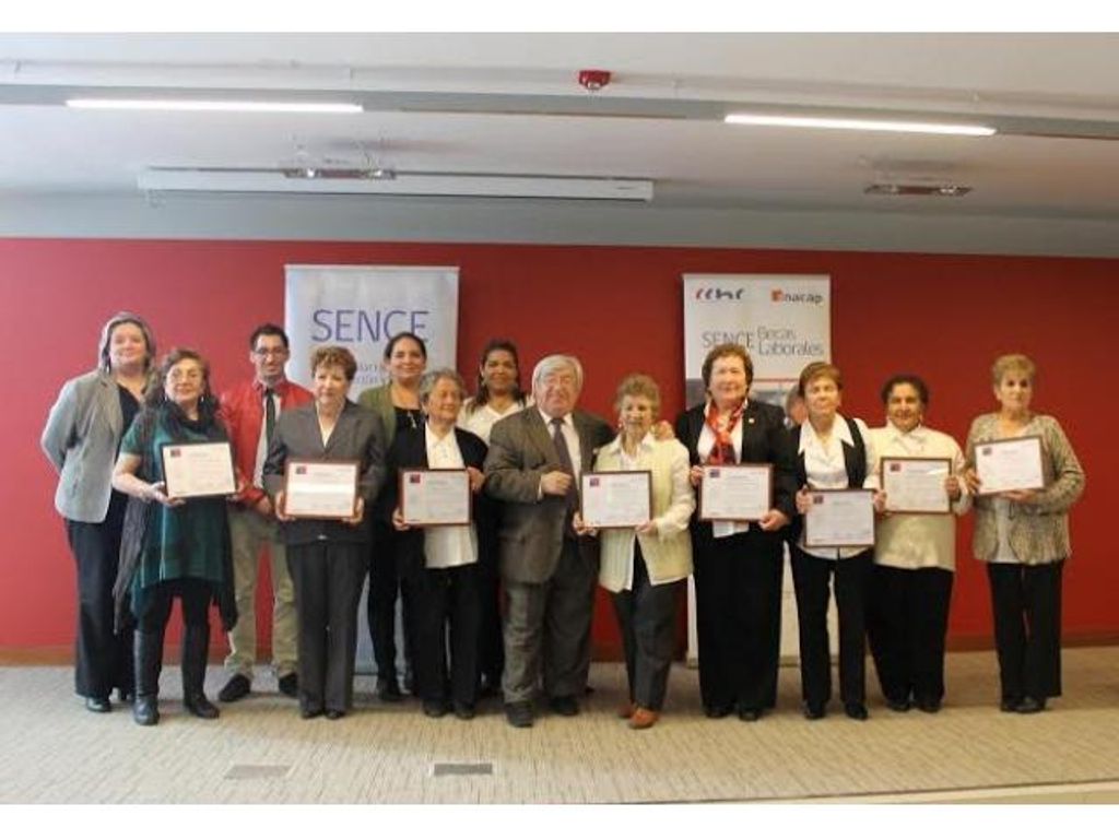 SENCE CERTIFICÓ CURSOS BECAS OTIC EN PUNTA ARENAS